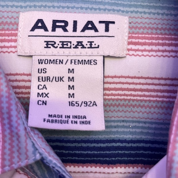 Ariat Real button down - Picture 2 of 3